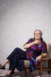 莫拉·普菲弗曼（杰弗里·塔伯饰演）