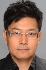 杨开泰（曾伟权饰演）