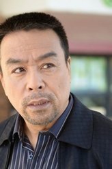 杜父（储智博饰演）