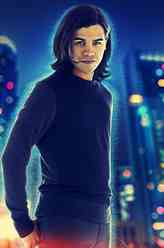 西斯科·雷蒙（卡洛斯·瓦尔德斯饰演）