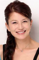 琳达（卡迪琳娜饰演）