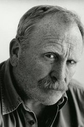 Captain Creech（詹姆斯·卡沙莫饰演）