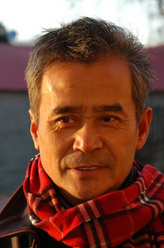 文雅爸（成国栋饰演）