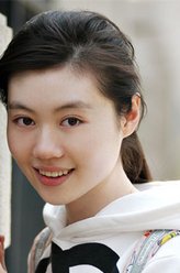 笑笑（张妍饰演）