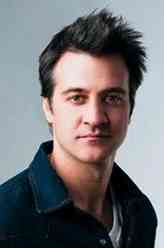 Lonnie Byers（罗斯·帕特里奇饰演）