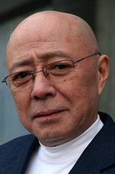 松二爷（石小满饰演）