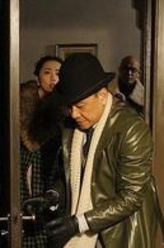 小岛津次郎（李子雄饰演）
