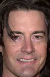 Special Agent Dale Cooper（凯尔·麦克拉克伦饰演）