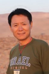 董济民（陈良平饰演）