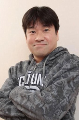 MADホーリィ（佐藤二朗饰演）