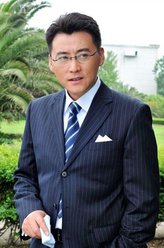 燕文川（刘小锋饰演）