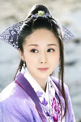 阿九（孙菲菲饰演）