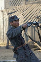 夏志刚（艾东饰演）