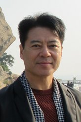 谢厅长（颜世魁饰演）