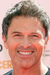 Henry McCord（蒂姆·达利饰演）