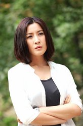 周冰（王雅捷饰演）