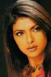 艾丽克丝·帕里什（佩丽冉卡·曹帕拉饰演）