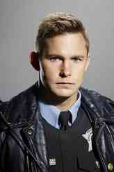 Sean Roman（布莱恩·格拉格提饰演）