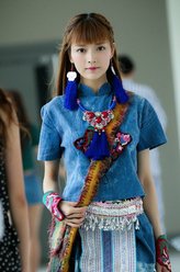 蓝凌（叶子淇饰演）