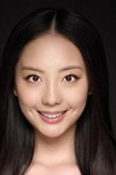 安妮（苗洛依饰演）
