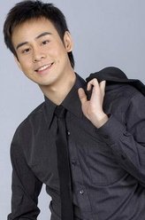 阿甘（查亚童・斯金达饰演）