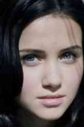 Whitney Solloway（茱莉亚·古丹妮·泰勒斯饰演）