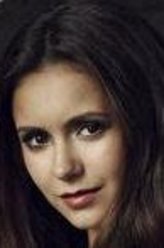 艾琳娜·吉尔伯特（妮娜·杜波夫饰演）