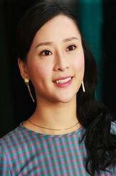 赵素处（杨舒婷饰演）