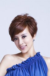 那齐娅（金巧巧饰演）