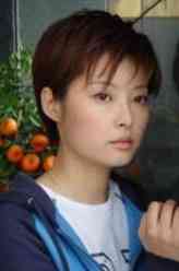 莫菲（袁莉饰演）