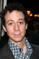 Stuart Bloom（凯文·苏斯曼饰演）