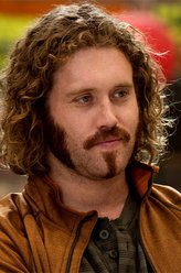 Erlich Bachman（T·J·米勒饰演）