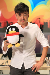 大师（李雅男饰演）