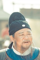 狄仁杰（梁冠华饰演）