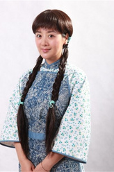 陈满足（李琳饰演）