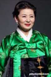 金慈玉（金慈玉饰演）
