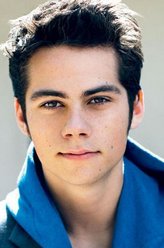 斯蒂尔斯（迪伦.欧布莱恩饰演）