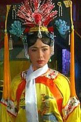 皇后（戴春荣饰演）