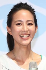 黄巧儿（张钧甯饰演）