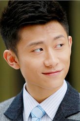 陆子峥（张一山饰演）