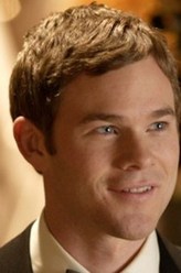 卢克·马可法莱恩（卢克·马可法莱恩饰演）