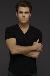 斯特凡·萨尔瓦托（保罗·韦斯利饰演）