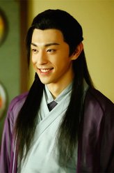 萧策（邓伦饰演）