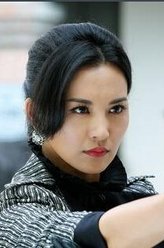 余夏（莫小棋饰演）