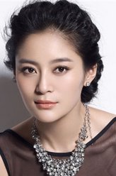 苑菁（王媛可饰演）