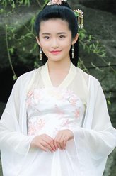 张灵灵（柴蔚饰演）