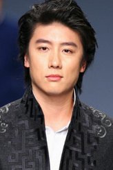 苗文皓（陈司翰饰演）