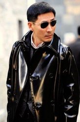 燕双鹰（张子健饰演）