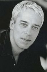 Terrence Mann（Terrence Mann饰演）