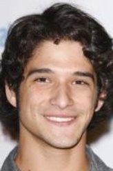 斯科特·麦高（泰勒・珀西饰演）